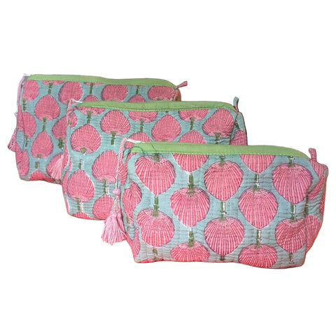 Quilted Wash Bag - Pink Fan on Turquoise