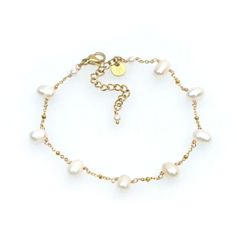 Annabella Moore Handcrafted Gemstone Bracelet with 18K gold plating and pearls 