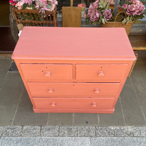 files/Antique_Painted_Chest_Of_Drawers_Top_View.jpg