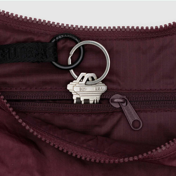 Baggu Medium Nylon Crescent Bag - Mahogany inside