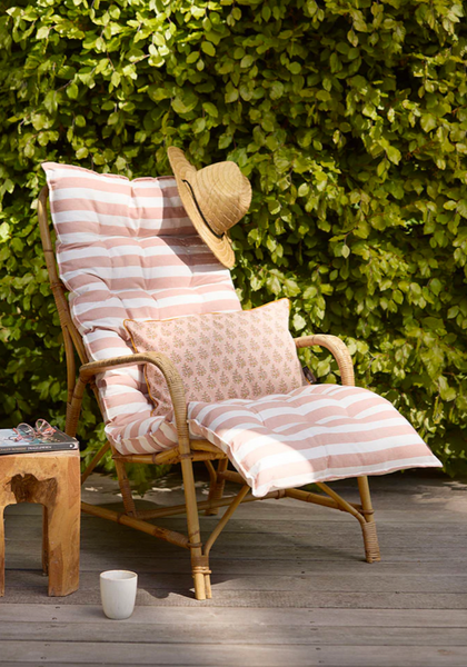Bungalow DK Roma Rose Mattress 55 x 155cm in a chair