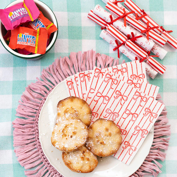 Candy/Bow Christmas Saucer Crackers - 8 Pack