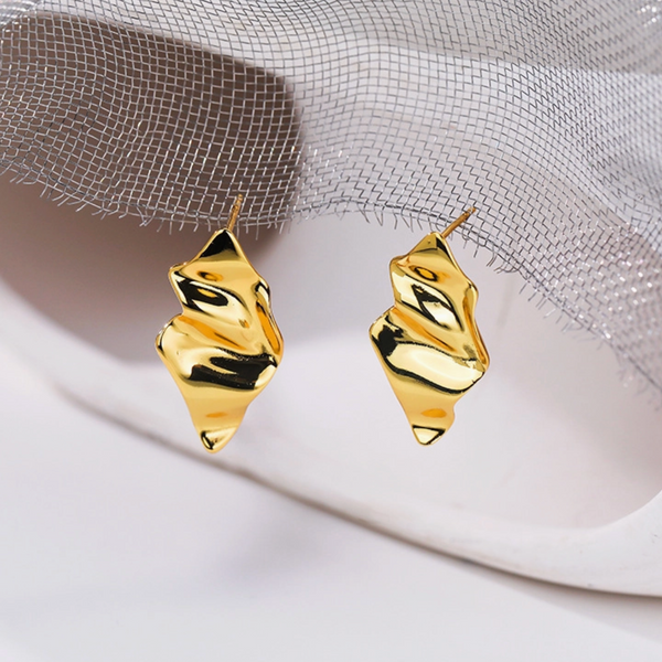 Consortium - Molten Drop Stud in Gold