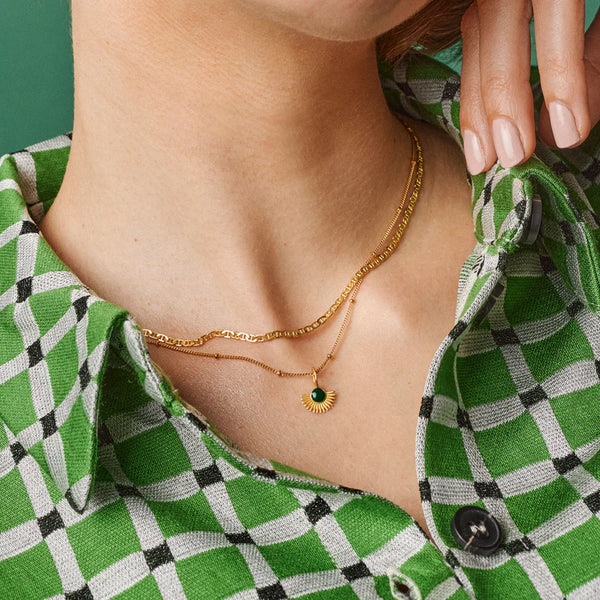 ENAMEL Copenhagen Soleil Necklace - Petrol Green Close Up