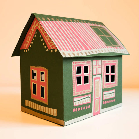 files/East_End_Press_Large_Scottish_Bothy_Decorative_Box2.webp