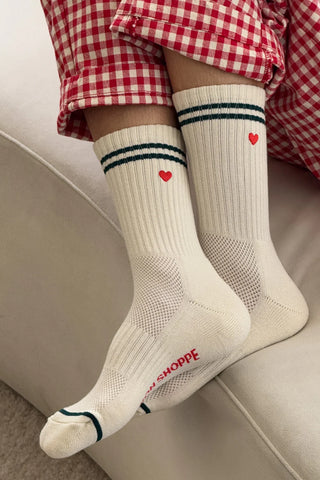 files/Embroidered_boyfriend_socks_-_PARCHMENT_HEART.webp