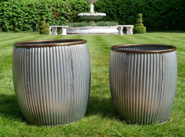 Galvanised Ribbed Dolly Tubs Close