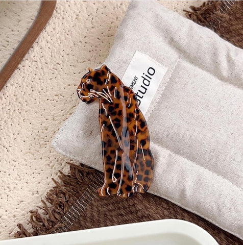 Big Cat Claw Clip In Tortoiseshell