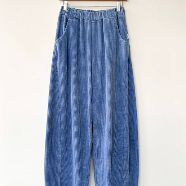 Le Bon Shoppe Arc Pants - Blue Corduroy (On hanger)