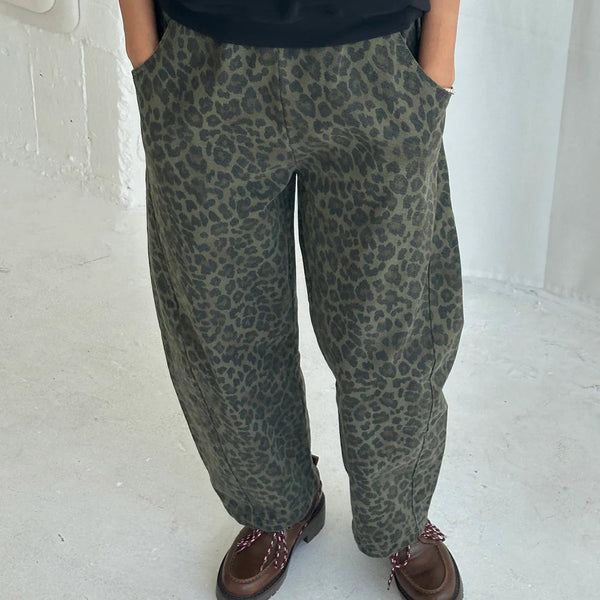 Le Bon Shoppe Arc Pants - Fern Leopard