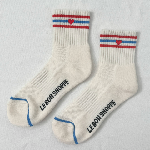 files/Le_Bon_Shoppe_Embroidered_Girlfriend_Socks_-_Leche_Heart.png