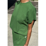 Le Bon Shoppe Jeanne Tee - Asparagus model