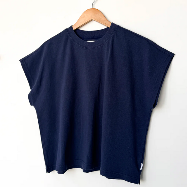 Le Bon Shoppe Jeanne Tee - Midnight (Hanger)