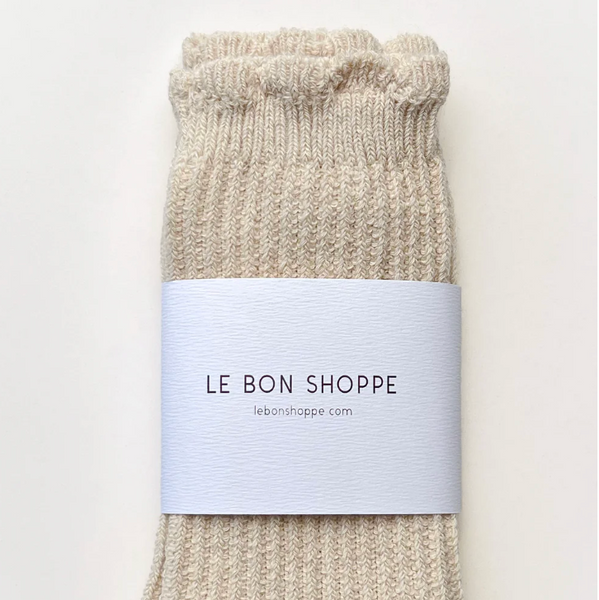 Le Bon Shoppe Linen Scallop Socks - Naturel