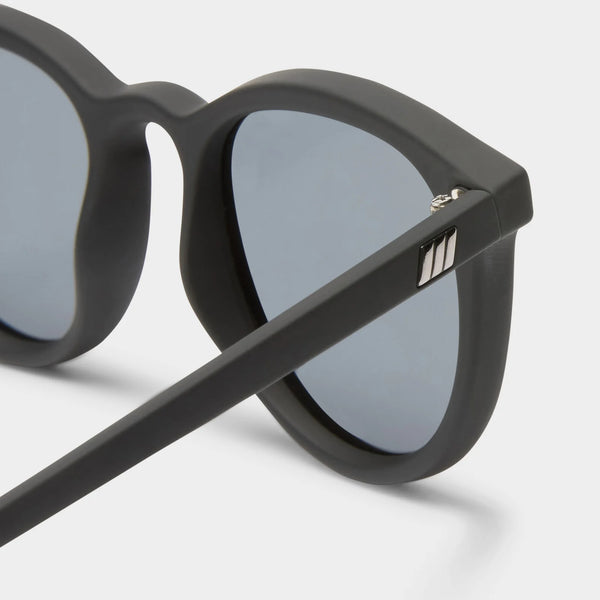 Le Specs Fire Starter Polarised Sunglasses - Black Rubber side close up