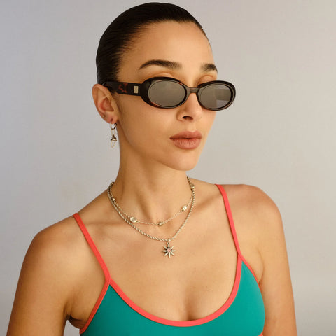 files/Le_Specs_Work_It_Polarised_Sunglasses_-_Dark_Tort_front_on_model.webp