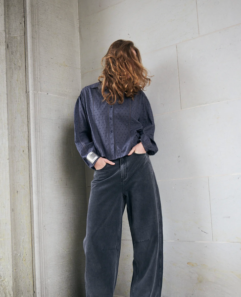 Lollys Laundry Long Sleeved EmLL Shirt Front Styled