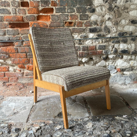 files/Mid_Century_Lounge_Chair.jpg