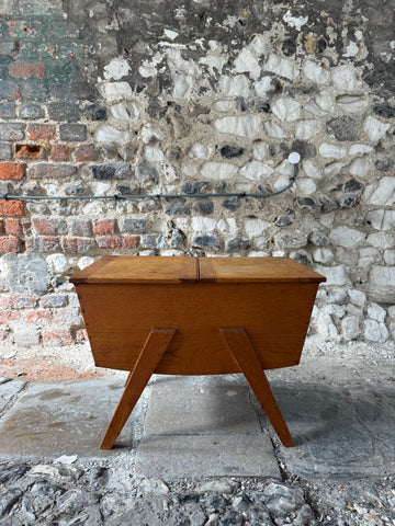 files/Mid_Century_Sewing_Box_Portrait.jpg