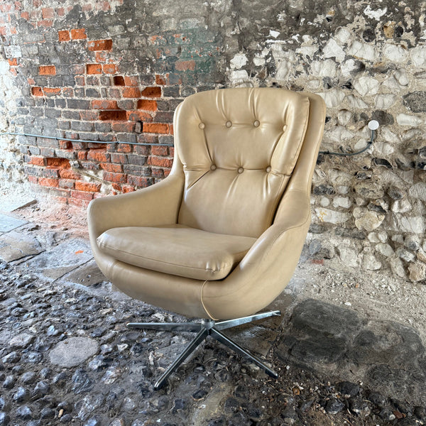 Mid Century Swivel Chair
