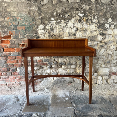 files/Mid_Century_Writing_Desk.jpg