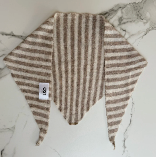 Mynte Triangle Scarf Striped - Taupe flat 2