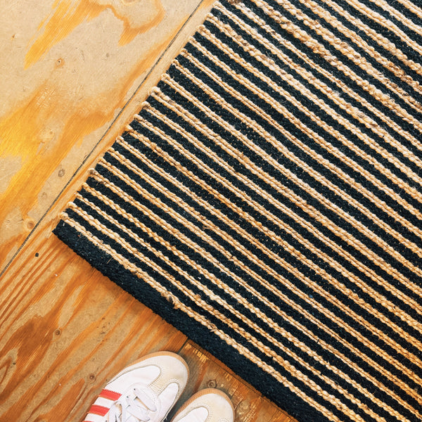 Navy Blue & Natural Jute Rug 60 x 90 cm