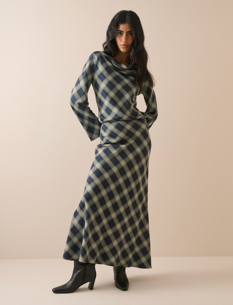 Nobody's Child Navy Check Otto Maxi Skirt Outfit