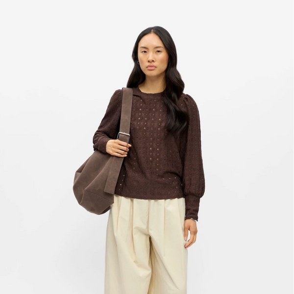 Object Laila Top - Seal Brown CLOSE UP
