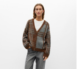 Object Pipsy Knit Cardigan Model