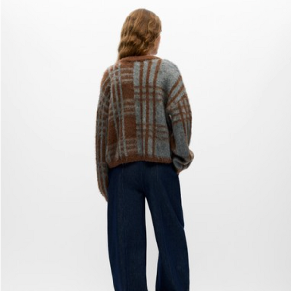 Object Pipsy Pullover Back