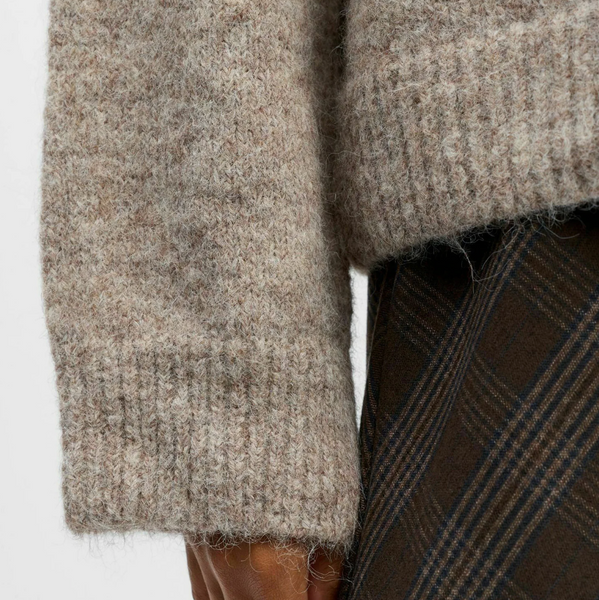 Object Saggia Lo Sweater - Humus close up