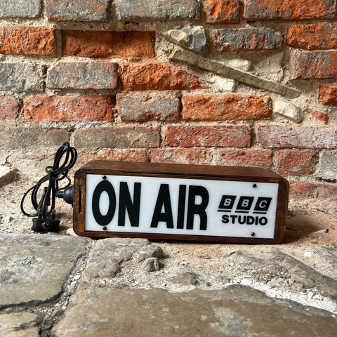 files/On_Air_BBC_Studio_Lightbox1.heic