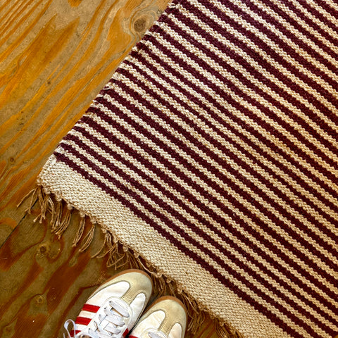 files/Red_Natural_Striped_Rug_60_x_90_cm.jpg