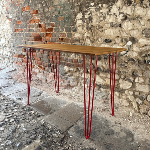 files/Retro_Desk_with_Hairpin_Legs_right.jpg