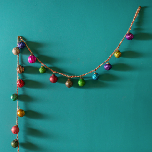 Garland - 20 Small Frosted Baubles