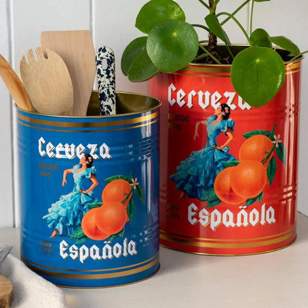 ScreensExtra Large Vintage Inspired Storage Tins - Cerveza with spoons and plant