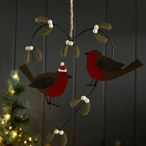 Robins And Mistletoe Hanging Heart Christmas Decoration