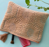 Zip Bag Fine Line Flower
