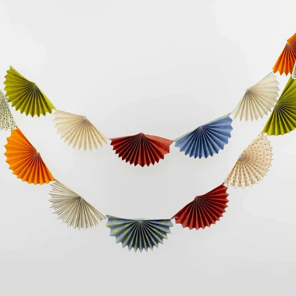 Afro Art Fold Katarina Garland