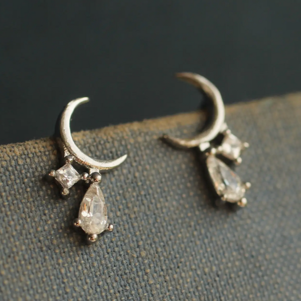 Silk Purse, Sows Ear Silver Moon Stud