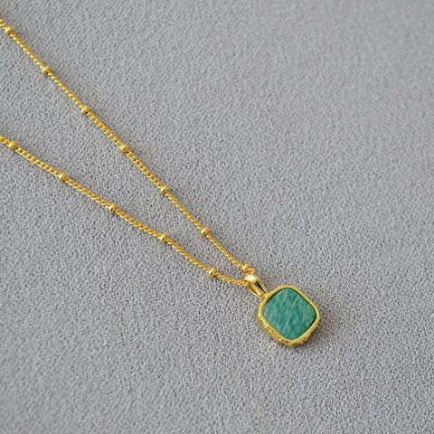 White Leaf - Natural Stone Pendant Necklace In Aventurine & Gold