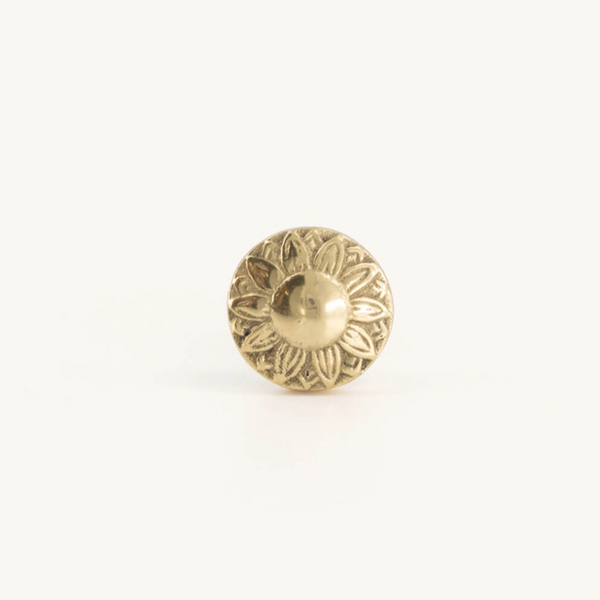 Solange Knob