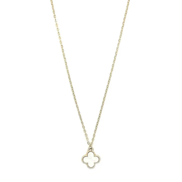 Isles & Stars Clover Pendant Necklace in Gold