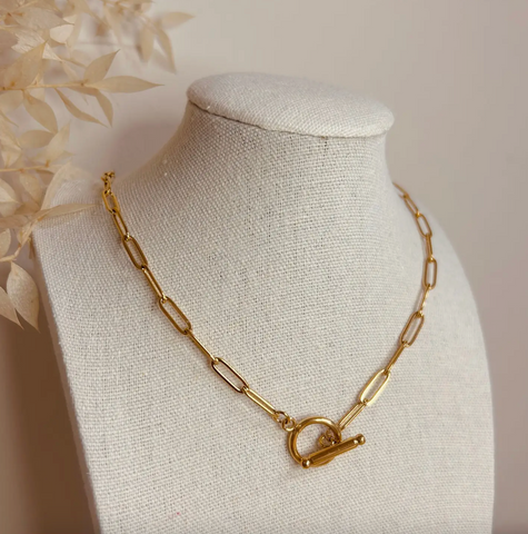 Little Nell Everyday Long Link Bar Clasp Necklace