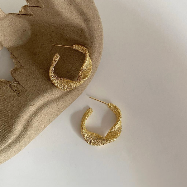Textured Twist Hoop Earring - Gold