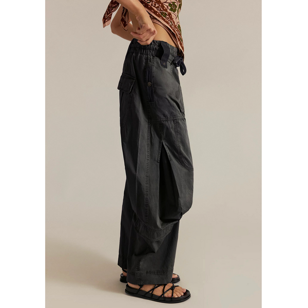 Free People Onset Pull-On Cargo Pants - Black Sand