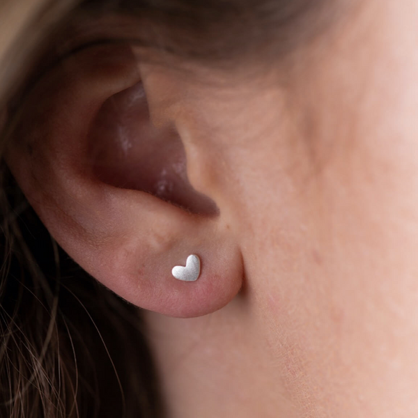 One & Eight Silver Tiny Brushed Heart Studs