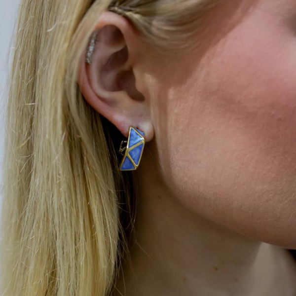 Triangular Misshape Earring In Blue