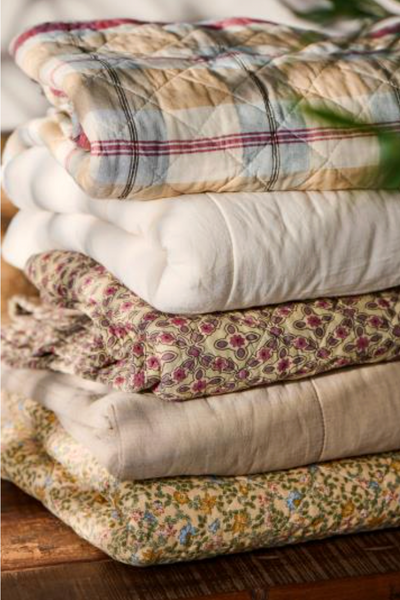 Ib Laursen Quilt with raspberry and purple window pattern